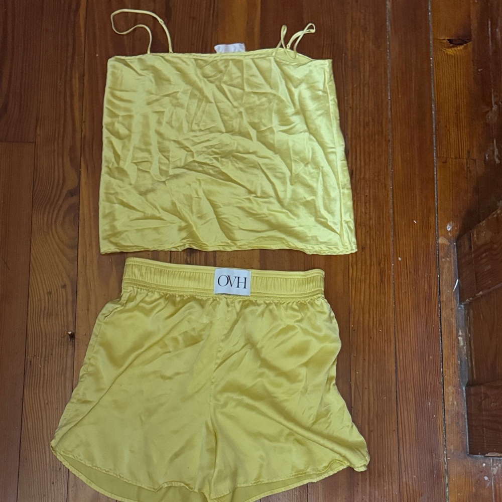 Olivia von Halle Lemon Satin Lounge Set